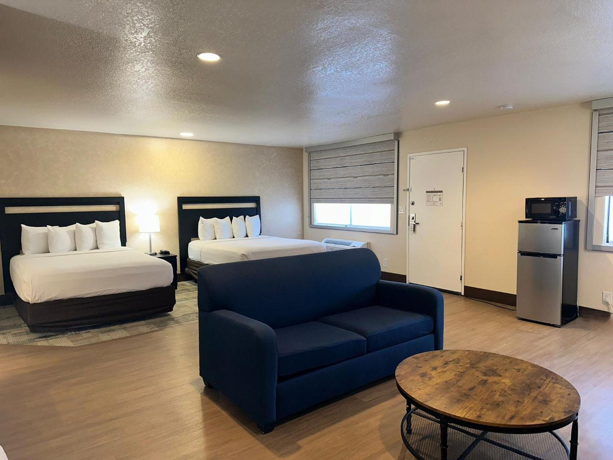 Stanford Inn & Suites Anaheim Exterior foto